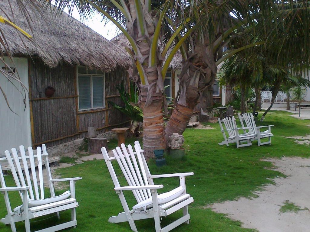 Las Cabanas Del Doctor Mahahual Kültér fotó