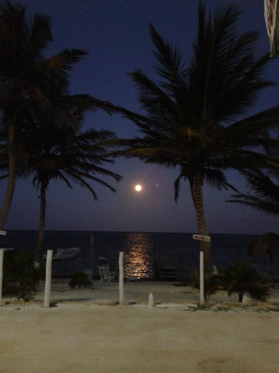 Las Cabanas Del Doctor Mahahual Kültér fotó