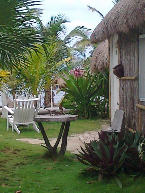 Las Cabanas Del Doctor Mahahual Kültér fotó